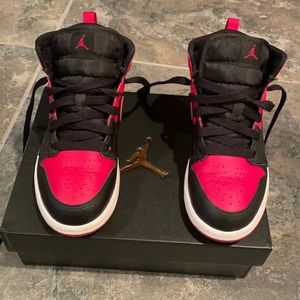 Little Kids Jordan 1 Mid (PS)